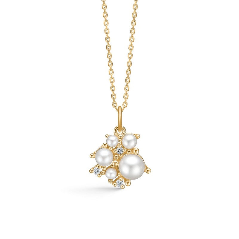 Diamond Cloud vedhæng i 14 kt guld med perler og 0,054 ct diamanter fra Mads Z inkl. kæde